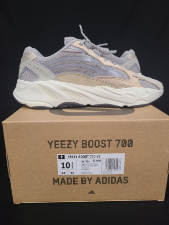 Size Adidas Yeezy Boost V2 Cream