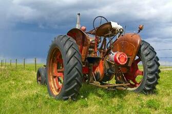 Farm Tractor Wallpaper By Mocity