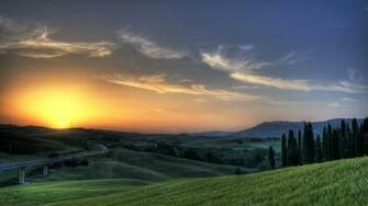 Tuscany Sunset Wallpaper