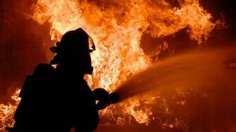 Fire Fighting Wallpaper Hq Desktop