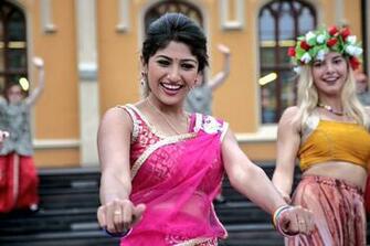 Roshini Prakash Actress Profile And Photos Movieraja