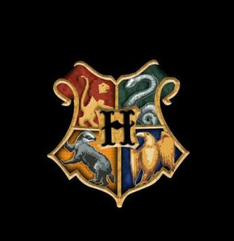 Hogwarts Logo By Savetheplatypi