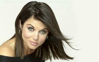 Tiffani Amber Thiessen Wallpaper