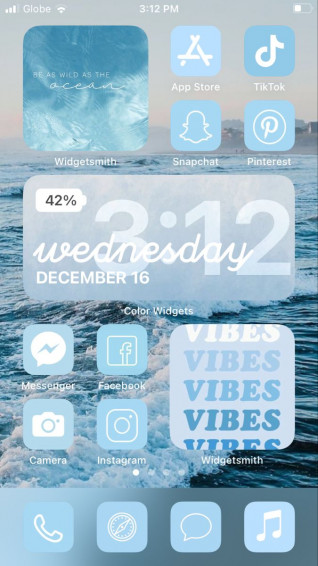 Ios Light Blue Aesthetic Home Screen iPhone Wallpaper Lights