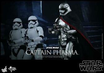 Captain Phasma Avait T Teas E Il Y A Quelques Jours Par Hot Toys