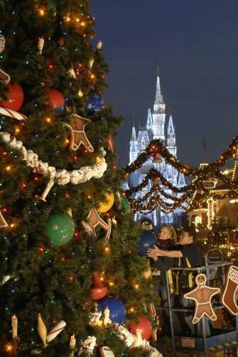 Disney Christmas Wallpaper Image
