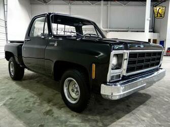 Chevrolet Scottsdale C10 Stepside Pickup Wallpaper