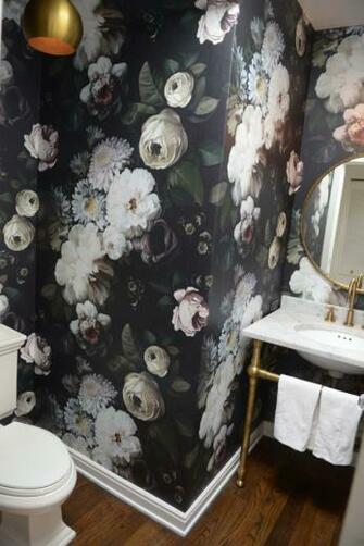 How Lovely Would You Use A Large Scale Floral Or Botanical