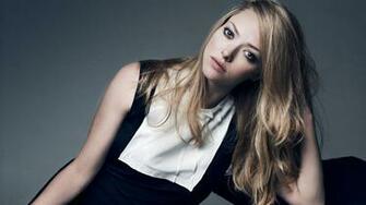 Seyfried Blond Celebrity Style Wallpaper Background 4k Ultra HD