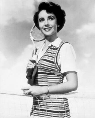 Vintage Actress Short Hair Grayscale Elizabeth Taylor