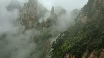 Foggy Mountains Wallpaper