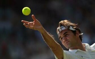 Roger Federer Serve A Tennis Ball Wallpaper HD
