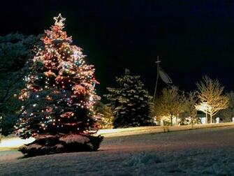 Christmas Tree Desktop Wallpaper
