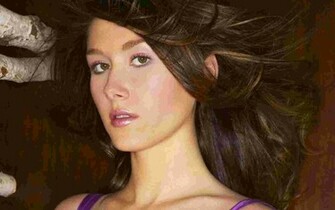 Jewel Staite Wallpaper Celebrities Girls