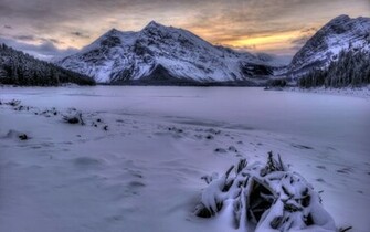 Snowy Mountains Wallpaper
