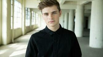 Martin Garrix Dj Wallpaper