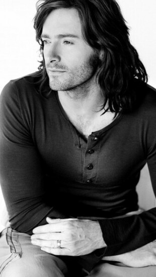 Hugh Jackman Wallpaper iPhone