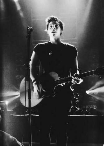 Luke Hemmings Image Wallpaper And