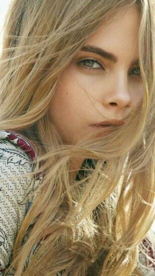 Celebrity Cara Delevingne Wallpaper Id