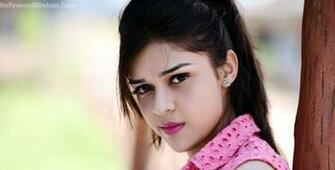 Eisha Singh Bollywood Bindass