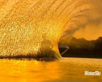 Waterski Wallpaper Magazine