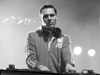 Gratis Radio Online Noticias Videos Dj Tiesto Wallpaper HD