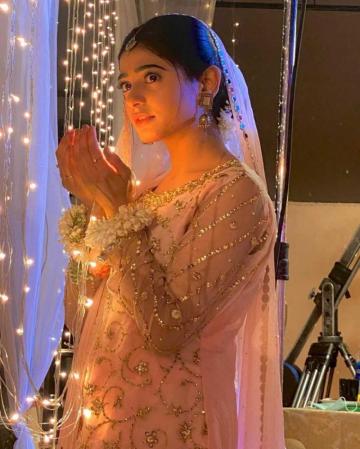 Sehar Khan Biography Age Height Family Drama List Mag