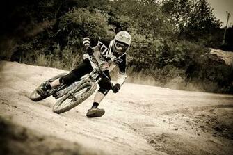 Mountain Bike Action Wallpaper High Definition