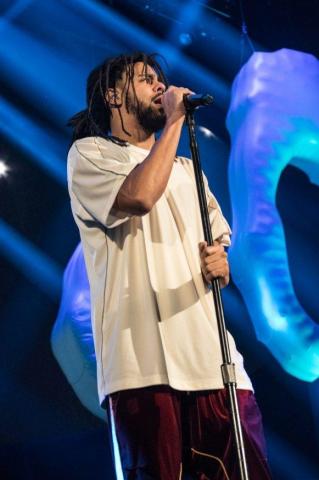 Pod Photos J Cole S Kod Tour At Allstate Arena