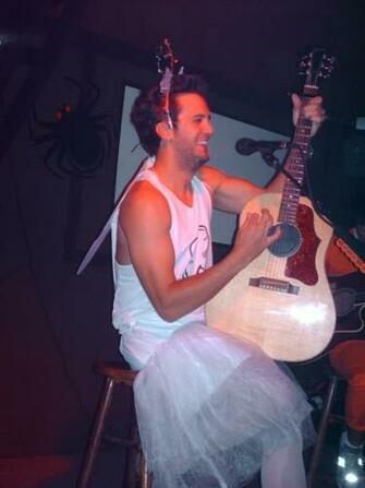 Luke Bryan Image Graphic Picture Photo