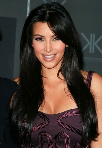 Kim Kardashian HD Wallpaper 1080p
