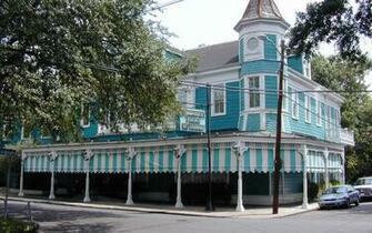 Garden District In New Orleans City Wallpaper