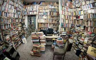 Book Desktop Wallpaper Shop
