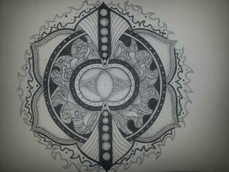 Mandala Triangel Black White By Tamarabutterfly
