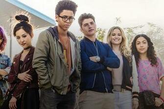 Runaways The Classic Marvel Comic Is Coming To Hulu Here S What