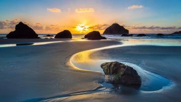 Bandon Face Rock In Oregon Usa Wallpaper Dottech