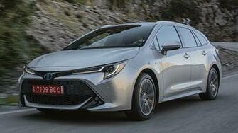 Toyota Corolla Touring Sports Hybrid Wallpaper And HD