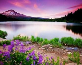 Pictures Mountain Beautiful Lake Sunset Wallpaper And Car