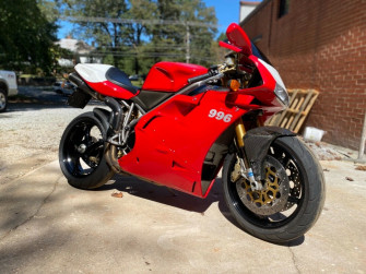 Ducati Sps Right Front Wallpaper