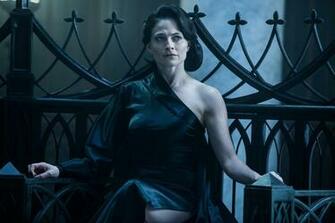 Lara Pulver HD Wallpaper Background Image