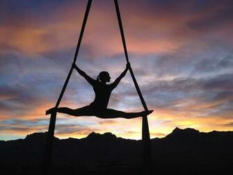 Wallpaper Silhouette Air Gymnast Girl