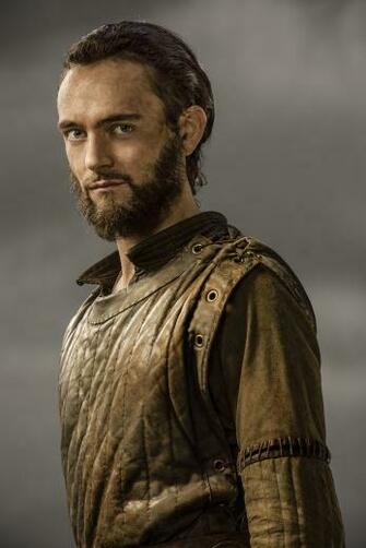 Vikingos Serie De Televisi N Imagens Vikings Athelstan Season