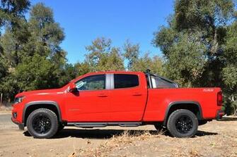 Cab Chevrolet Colorado Crew Diesel Duramax Pickup Z71 Wallpaper