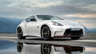 Nissan 370z Widescreen Desktop Wallpaper