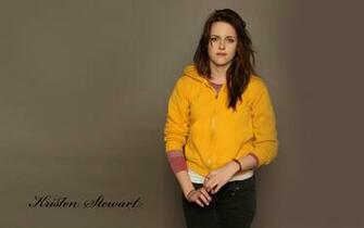 Kristen Stewart Beautiful Hollywood Actress In Yellow HD Wallpaper