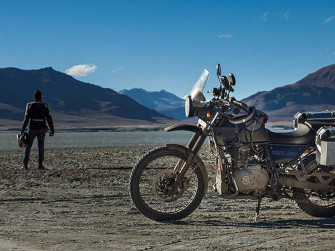 Himalayan Bike Wallpaper