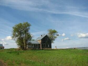 Old Farmhouse Wallpaper Creeky Ii By