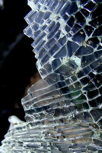 Broken iPhone Cracked Screen Wallpaper