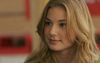 Emily Vancamp Image Wallpaper Photos