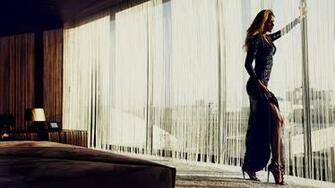 Blake Lively HD Wallpaper Background